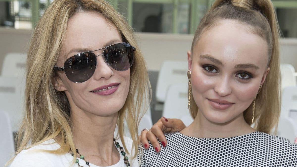 Vanessa Paradis Lily Rose Depp Sa Fille Nous Montre 2 Photos Inedites De Vanessa Wow Vanessa Paradis Lily Rose Depp Sa Fille Nous Montre 2 Photos Inedites De Vanessa Wow