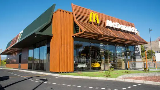 McDonald’s: un salarier balance du lourd sur l’impressionnant système derrière les commandes du fast food !