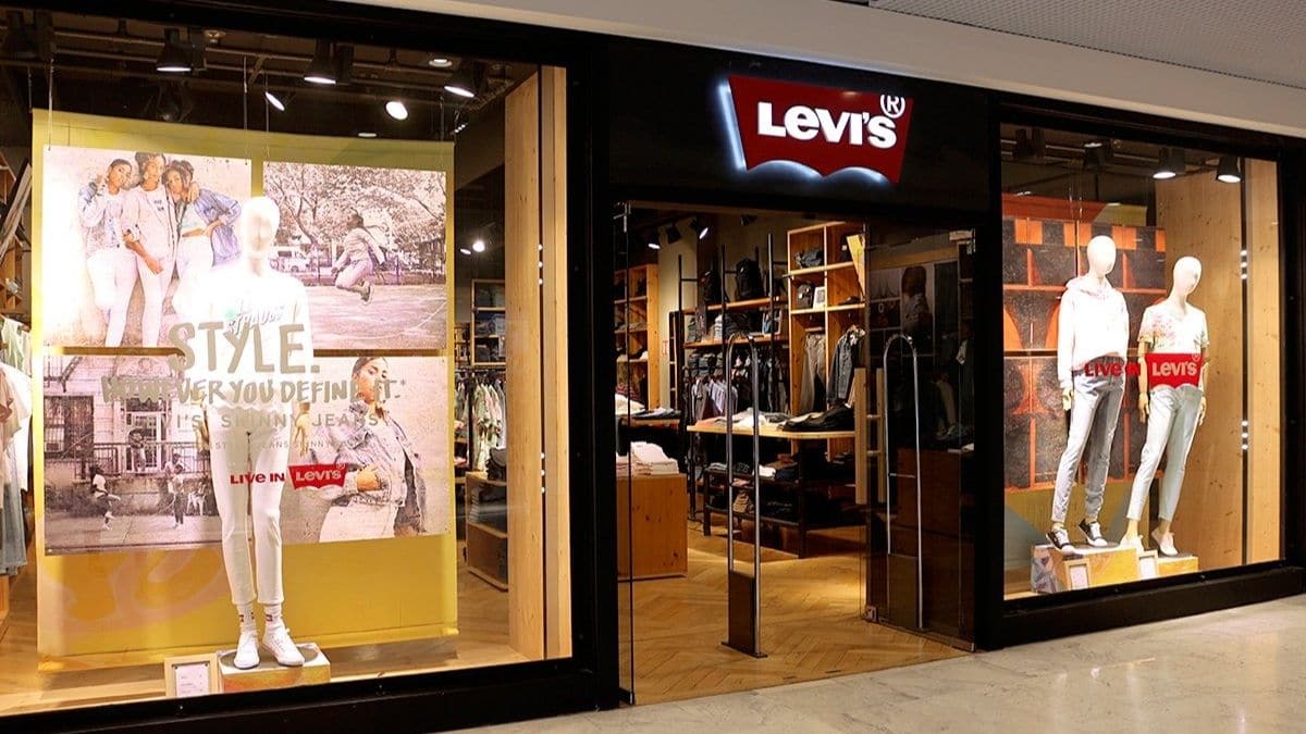 Levi's