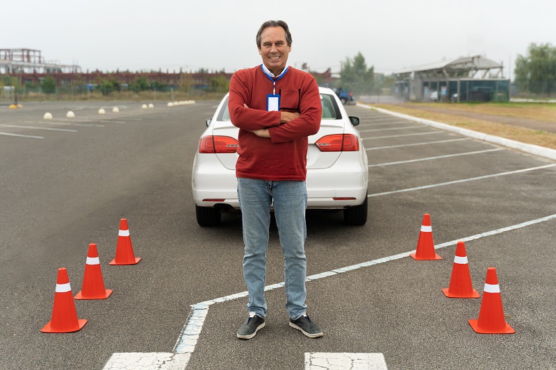 Quel est le coût pour une auto-école en ligne ?